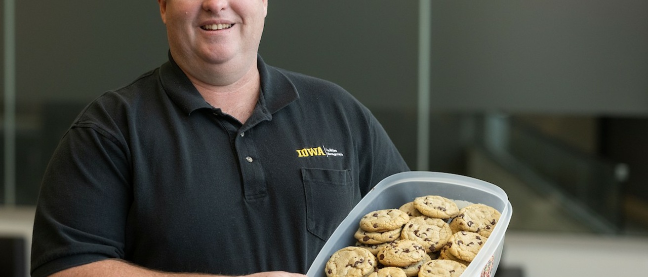 Josh Smith with cookies