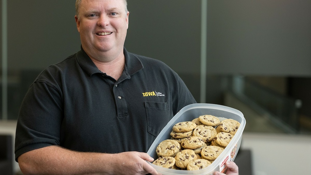 Josh Smith with cookies